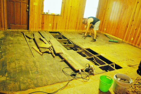Subfloor Demolition in Endicott